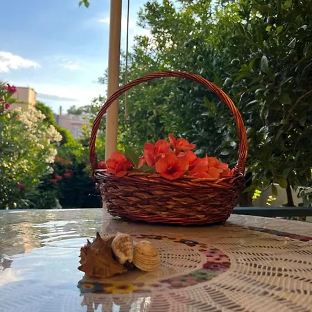 Gardenhouse In The Center Of Сasa de vacaciones *